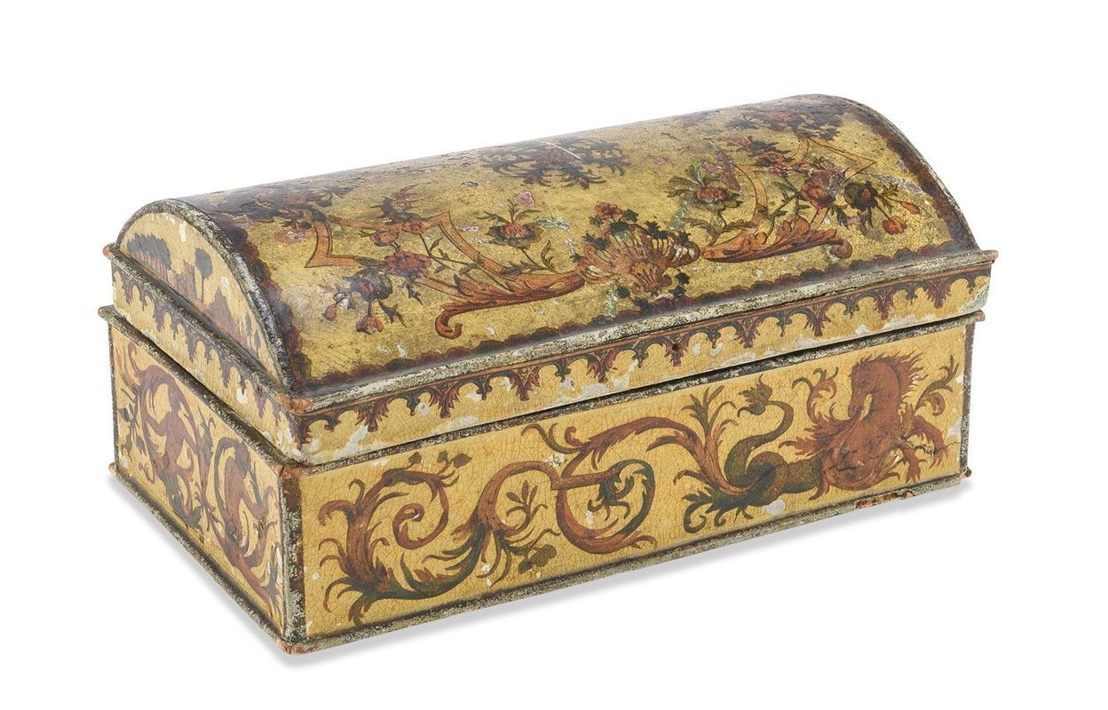 Coffret en bois et papier pressé avec décorations en arte povera